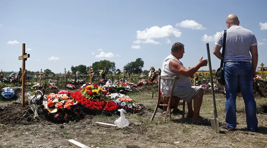 На кладбище в Крымске &copy;&nbsp;Влад Александров, ЮГА.ру