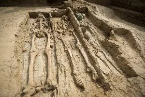 Раскопки в Фанагории. Уцелевшая гробница позднеантичной эпохи &copy;&nbsp;Фото Елены Синеок, Юга.ру