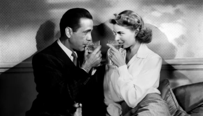 Кадр из фильма «Касабланка», 1942 год, реж. Майкл Кёртис  &copy;&nbsp;Фото с сайта wallpapertag.com