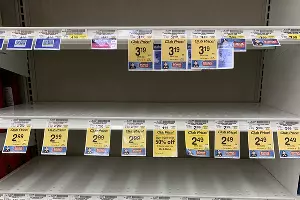 Пустые полки в продуктовом магазине Safeway в Калифорнии &copy;&nbsp;Фото Светланы Карслиоглу