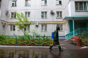 Дезинфекция жилых домов в Краснодаре &copy;&nbsp;Фото Дмитрия Леснова, Юга.ру