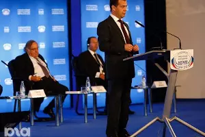 Дмитрий Медведев на инвестиционном форуме "Сочи-2012" &copy;&nbsp;Геннадий Аносов, пресс-служба администрации края