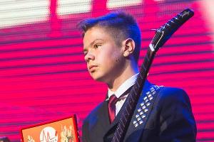 Руслан Кузьмин стал победителем конкурса «Онлайн-бэнд» © Фото пресс-службы МТС на Юге России
