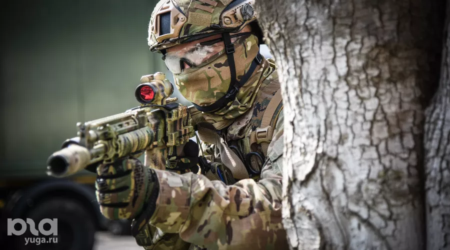 СОБР "Беркут" ГУ МВД России по Краснодарскому краю &copy;&nbsp;Фото Елены Синеок, Юга.ру