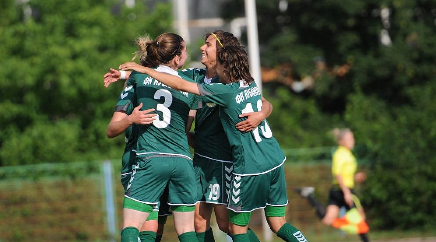 Матч "Кубаночка" - "Рязань-ВДВ" © Елена Синеок. ЮГА.ру