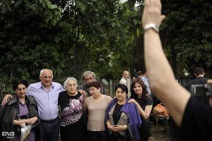 Староверы отметили Радоницу на кладбище центре Олимпийского парка в Сочи  &copy;&nbsp;Михаил Мордасов, ЮГА.ру