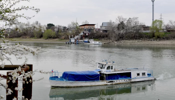 Паром из Краснодара в Адыгею