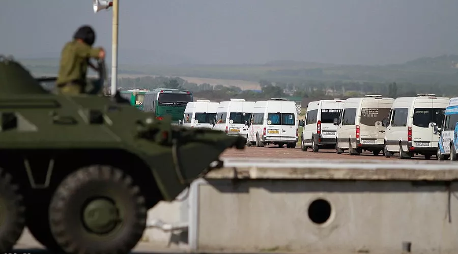 Группировка Минобороны покидает Крымск &copy;&nbsp;Геннадий Аносов, ЮГА.ру