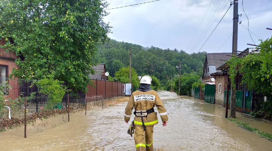  © Фото пресс-службы ГУ МЧС России по Краснодарскому краю