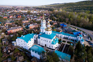 Женский монастырь в честь иконы Божией Матери «Нерушимая Стена» в Апшеронске © Фото Виталия Тимкива, Юга.ру