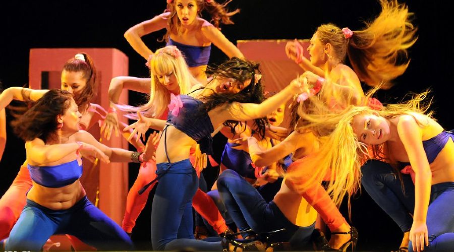 Танцы &copy;&nbsp;Елена Синеок. ЮГА.ру