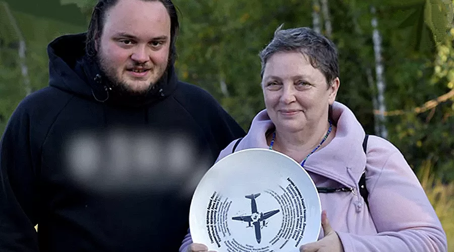 Дмитрий Суворов и Лариса Савицкая &copy;&nbsp;Скриншот видео с YouTube-канала &laquo;СПАС&raquo;, www.youtube.com/channel/UCB6X_fsykTE5Xd5LeoH0lTQ