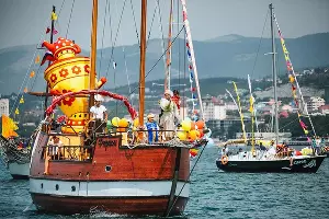 Карнавал на воде, Геленджик &copy;&nbsp;Фото пресс-службы администрации Геленджика