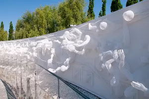 Скульптурная композиция &laquo;Искусственная среда&raquo; в парке &laquo;Краснодар&raquo; &copy;&nbsp;Фото Дмитрия Пославского, Юга.ру