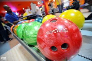 Турнир по боулингу "Семь звезд". День первый © Елена Синеок. ЮГА.ру