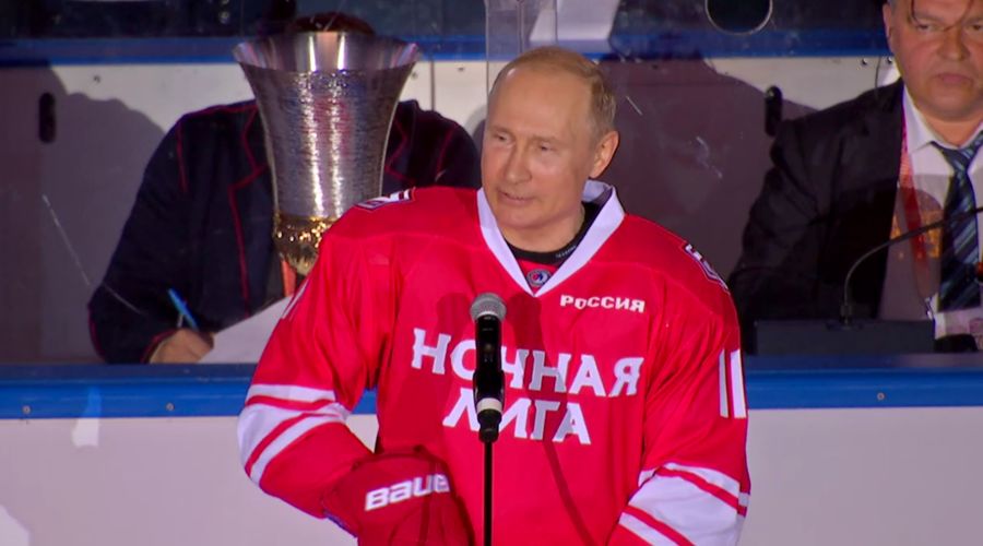 Владимир Путин на гала-матче Ночной хоккейной лиги © Фото пресс-службы администрации президента России, kremlin.ru