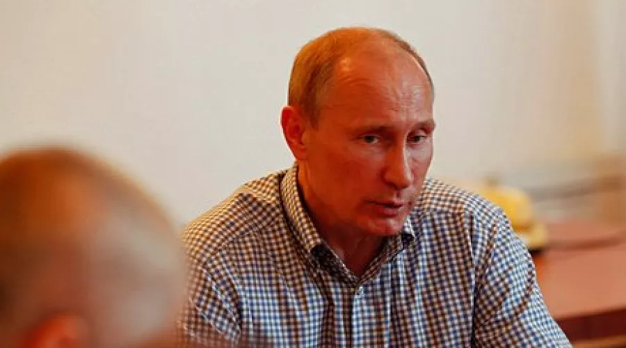 Владимир Путин на совещании в Крымске &copy;&nbsp;Влад Александров. ЮГА.ру