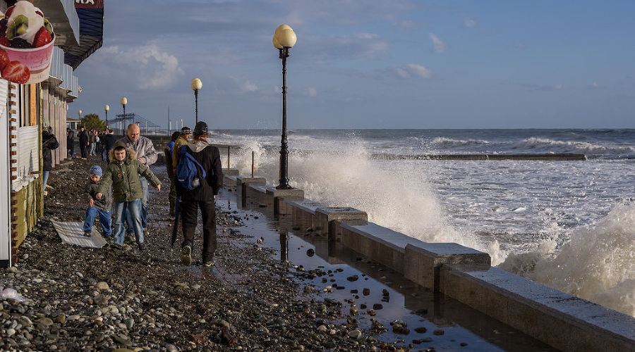 Шторм в Сочи © Фото Нины Зотиной, Юга.ру