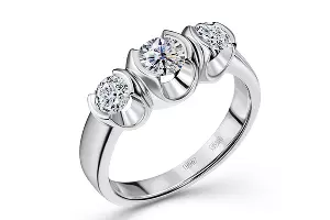 Кольцо из серии &laquo;Престиж&raquo; &copy;&nbsp;Фото предоставлено пресс-службой АЛРОСА