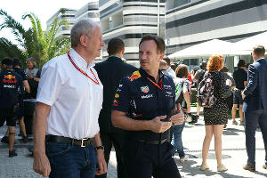 Доктор Хельмут Марко и Кристиан Хорнер. Гран-при России «Формулы-1» в 2017 году © Фото Евгения Мельченко, Юга.ру