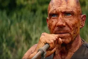 Кадр из трейлера к фильму «28 лет спустя: Храм костей» &copy;&nbsp;Скриншот видео с Rutube-канала &laquo;Melor Film&raquo;