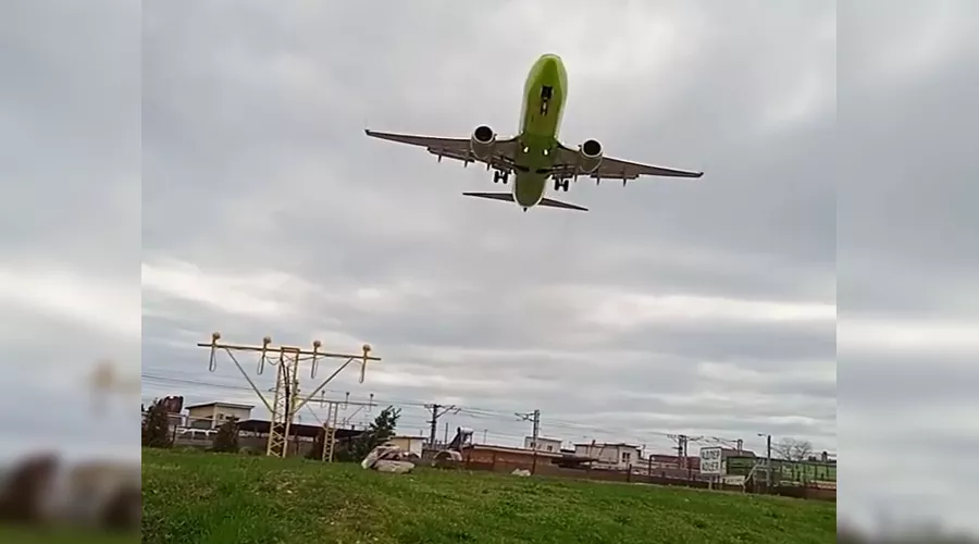  &copy;&nbsp;Скриншот видео из инстаграма aeroportadler, instagram.com/aeroportadler/