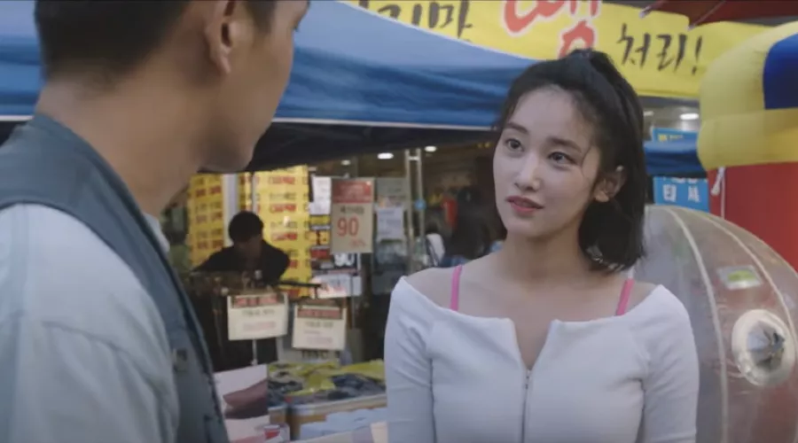 Кадр из трейлера к фильму «Пылающий», реж. Ли Чхан-дон, 2018 год &copy;&nbsp;Скриншот видео с YouTube-канала &laquo;что в кино&raquo;