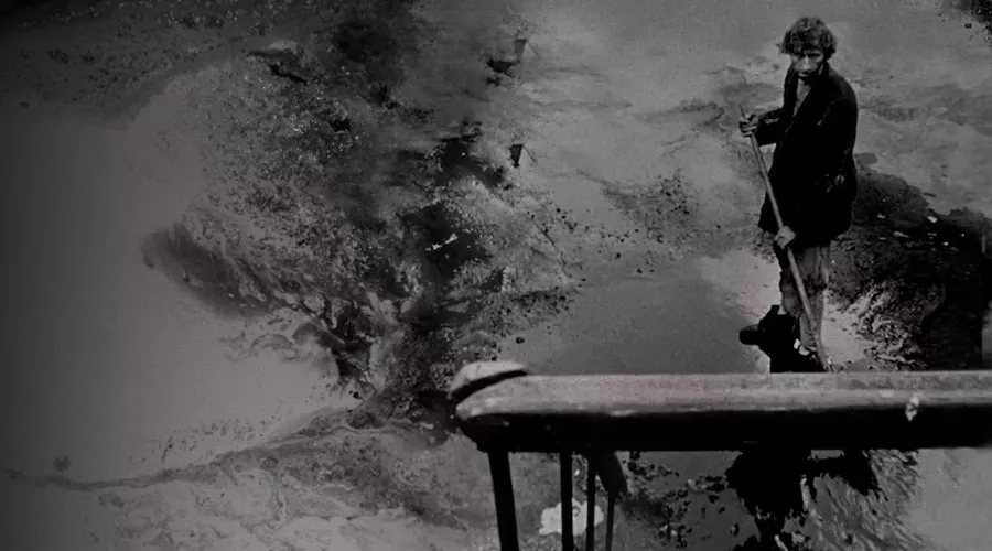 Кадр из фильма «Одинокий голос человека» &copy;&nbsp;Скриншот видео с сайта kinopoisk.ru