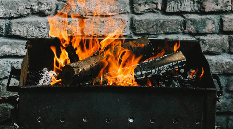 Мангал &copy;&nbsp;Фото John-Mark Smith, unsplash.com