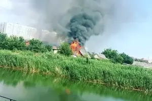 Пожар в Краснодаре &copy;&nbsp;Скриншот из видео из аккаунта instagram.com/_ka_ri_no_4ka