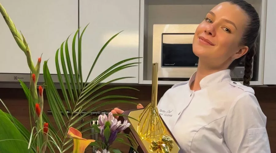 Шеф-кондитер отеля Риксос Красная Поляна Сочи Виктория Трифонова &copy;&nbsp;Фото пресс-службы Курорта Красная Поляна