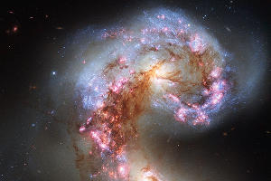 Галактика  © Фото с сайта spacetelescope.org