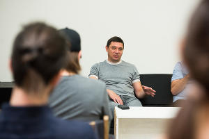 Евгений Первышов в ЦСИ «Типография» © Фото Елены Синеок, Юга.ру