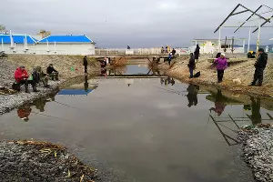 Рыбаки на проране Суджукской косы &copy;&nbsp;Фото Екатерины Сербиной