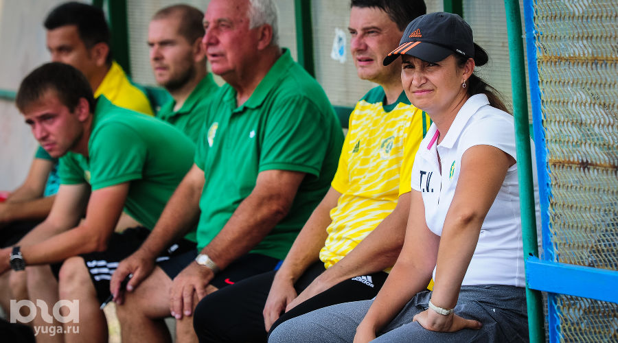 "Кубаночка" проиграла "Россиянке" в Краснодаре &copy;&nbsp;Елена Синеок, ЮГА.ру