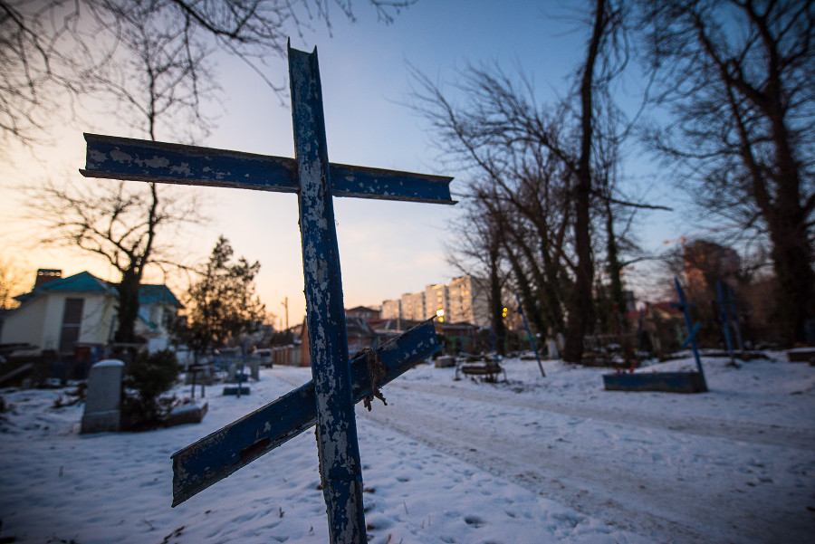 Подозреваемого в разгроме кладбища в Тимашевском районе нашли по отпечатку обуви