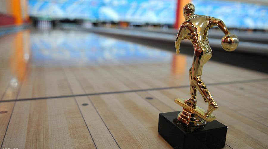 Финал чемпионата по боулингу "Семь звезд" © Елена Синеок. ЮГА.ру