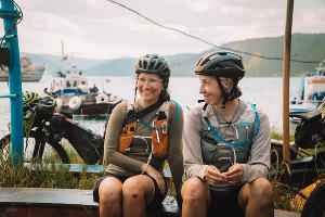 Участники Байкальской автономной велогонки &copy;&nbsp;Скриншот фото пользователя &laquo;Нешелковый путь&raquo; на &laquo;Яндекс. Дзен&raquo;