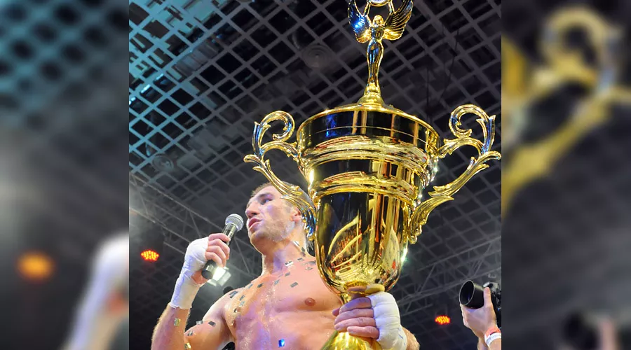 Чемпион мира по боксу по версии WBO Дмитрий Пирог &copy;&nbsp;Елена Синеок. ЮГА.ру