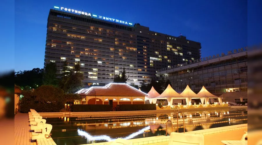 Гранд-отель «Жемчужина» в Сочи &copy;&nbsp;Фото с сайта zhemcuzhina.ru