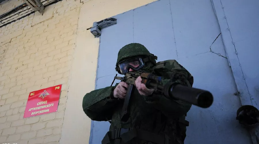 Военная часть спецназначения  &copy;&nbsp;Елена Синеок. ЮГА.ру