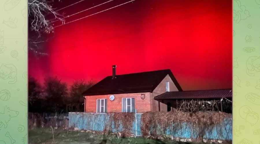 Северное сияние над Горячим Ключом &copy;&nbsp;Скриншот публикации в телеграм-канале &laquo;Туподар&raquo;, T.me/typodar