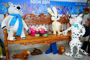 Здесь же живут шерстяные символы олимпиады &copy;&nbsp;Елена Синеок, ЮГА.ру