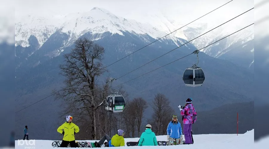 Открытие горнолыжного сезона на курорте "Роза Хутор" в Сочи &copy;&nbsp;Ирина Лукьяшко. ЮГА.ру