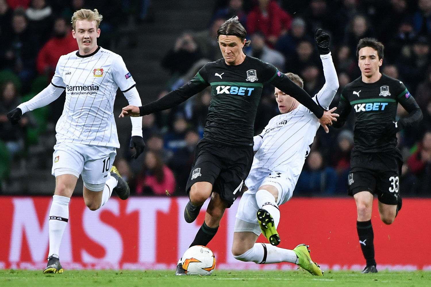 Локомотив краснодар 5 0 мемы. Краснодар 4к. Малыхин байер краснодар. Локомотив товарищеский матч. Фк краснодар.