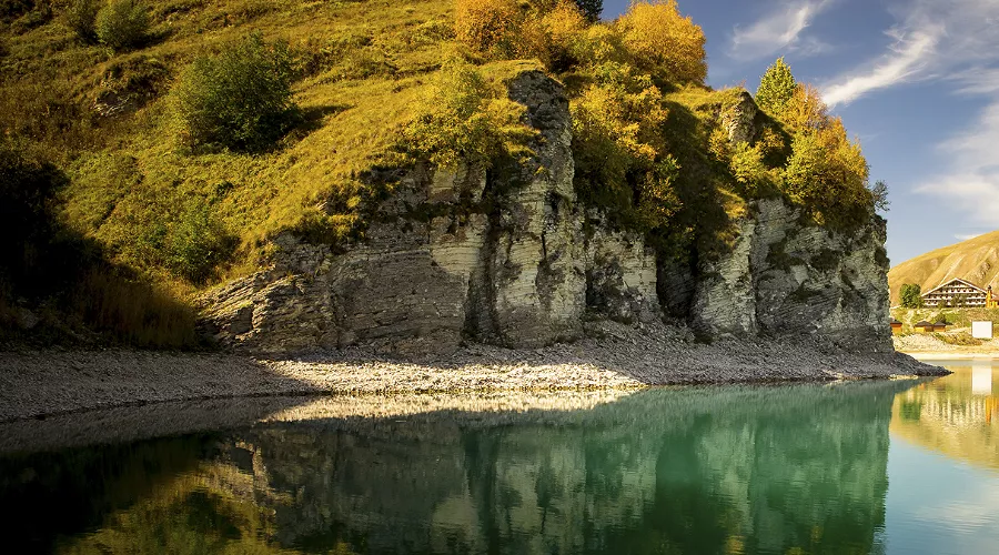 Высокогорное озеро Кезеной-Ам в Чечне &copy;&nbsp;Фото с сайта chyf.ru