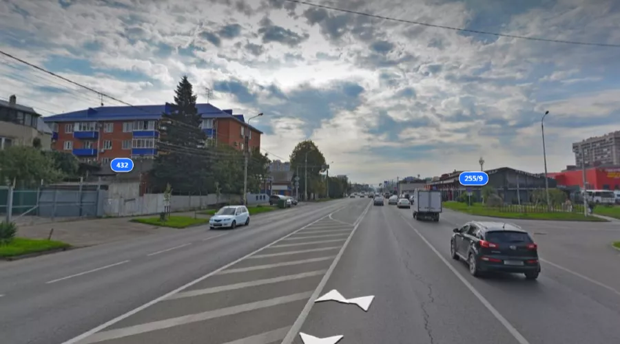 Ул. Российская &copy;&nbsp;Скриншот yandex.ru/maps, панорама 2025 года