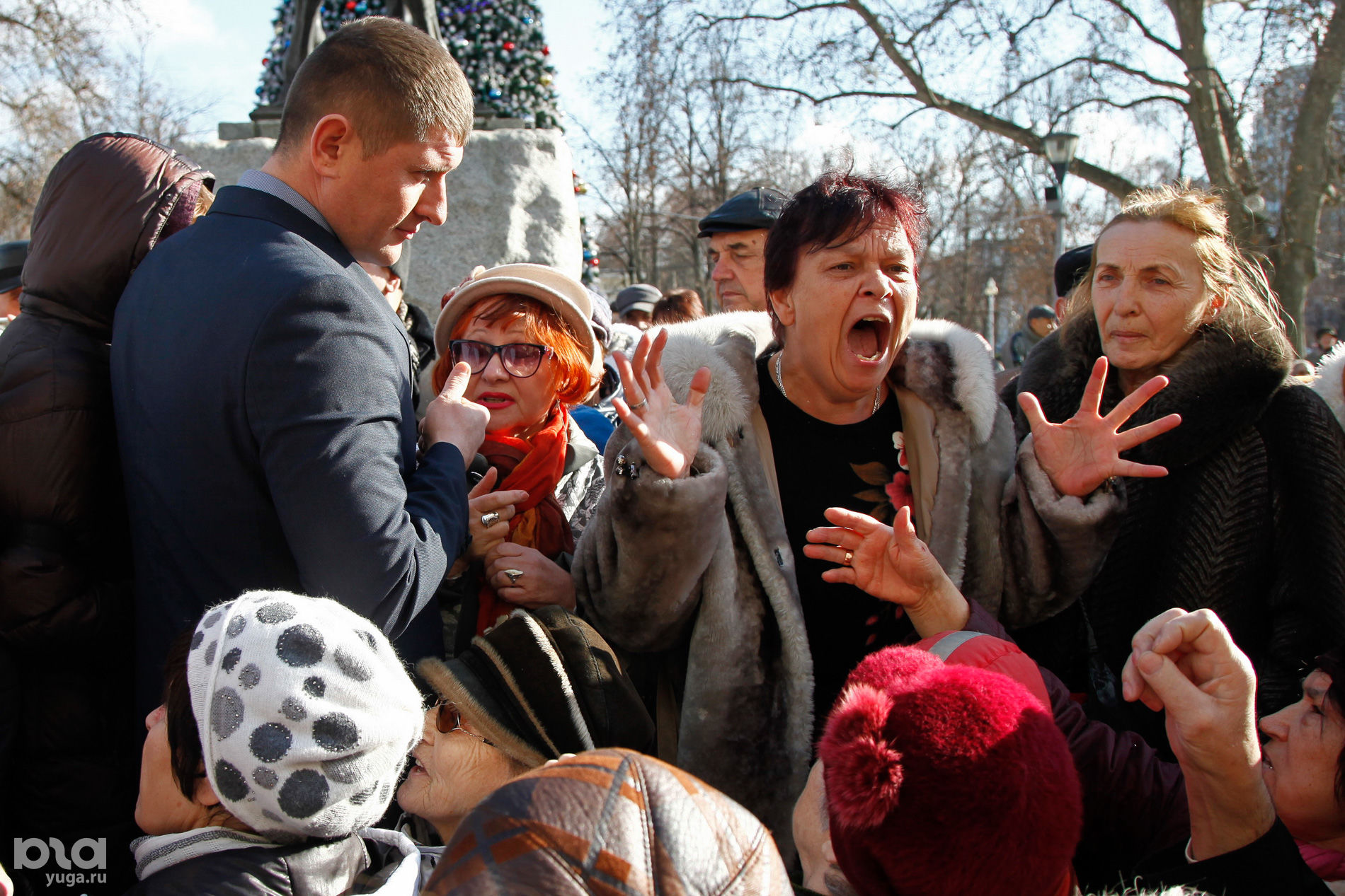 В Краснодаре пенсионеры вышли на митинг против отмены льгот на проезд © Влад Александров, ЮГА.ру