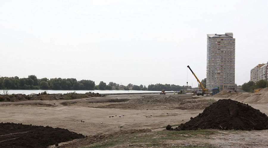 Строительство аллеи 80-летия образования края в Юбилейном микрорайоне Краснодара © Фото пресс-службы администрации Краснодарского края