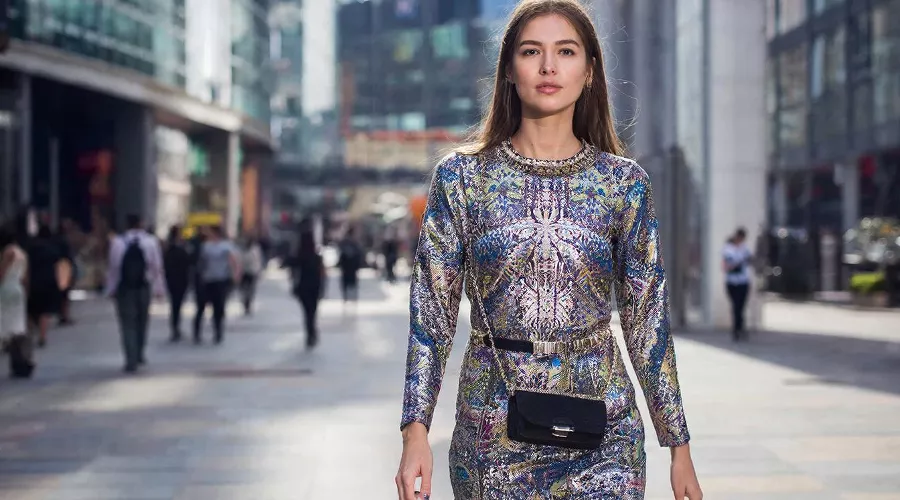 мода &copy;&nbsp;Изображение сгенерировано нейросетью Gigachat